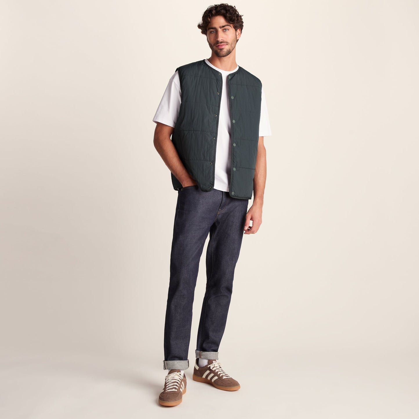 Sutterby Mens Shower Resistant Insulated Gilet - Deep Slate