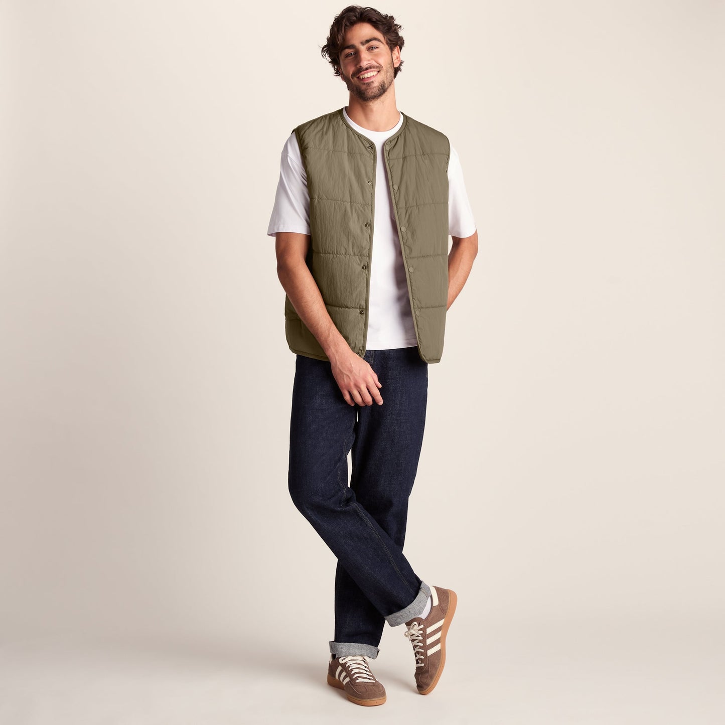 Sutterby Mens Shower Resistant Insulated Gilet - Mushroom