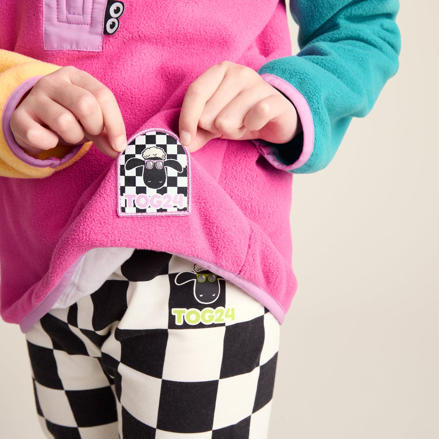 Texel Kids Shaun the Sheep Fleece Zip Neck - Strawberry Dream