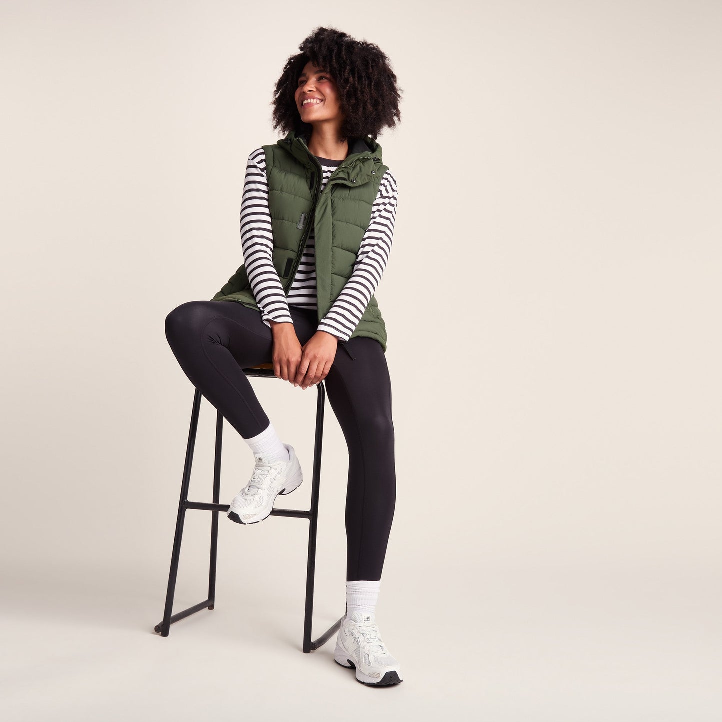 Wyness Womens Shower Resistant Insulated Jacket - Dark Green
