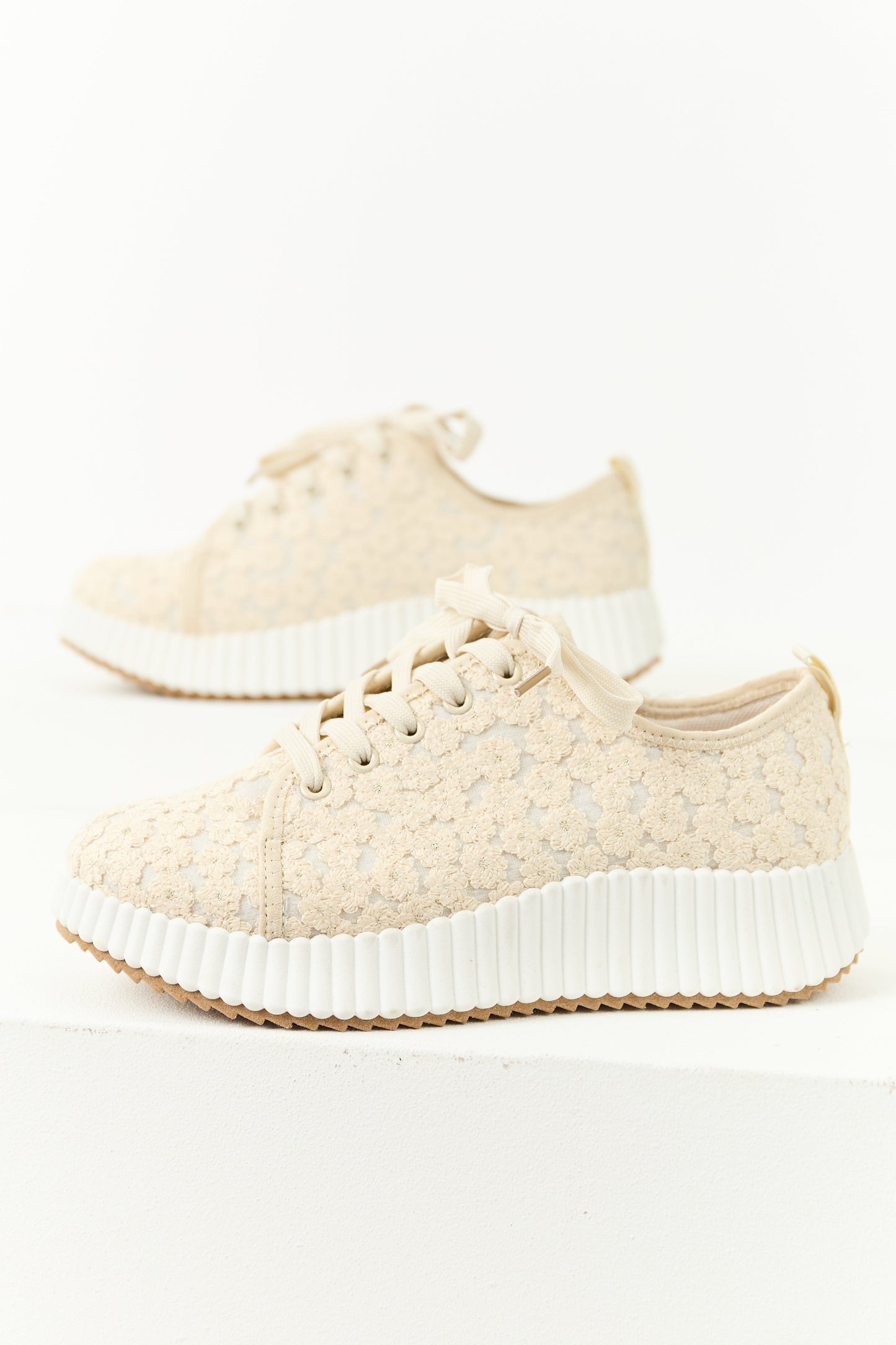 Almond Floral Embroidered Platform Lace Up Sneakers
