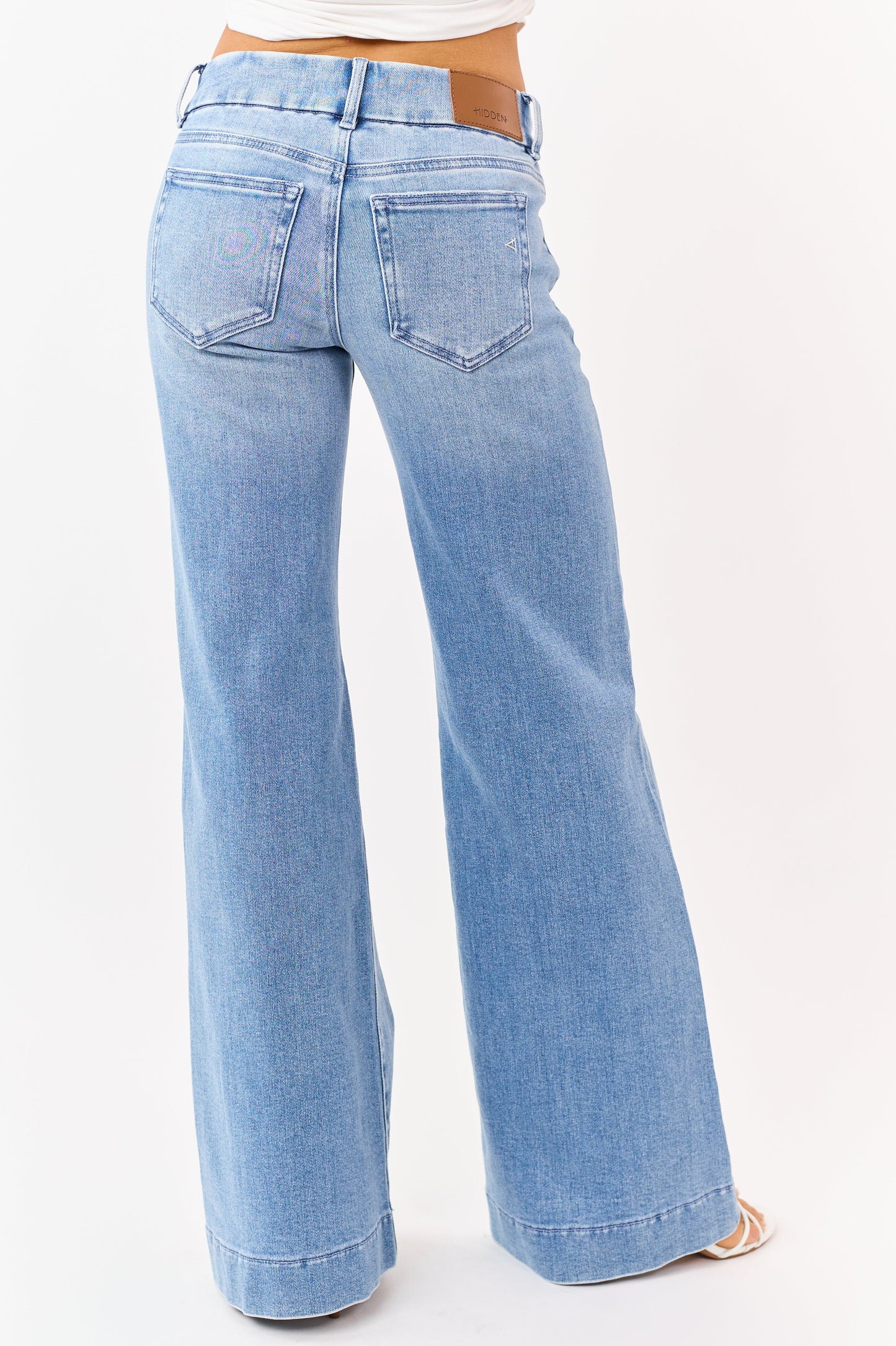 Hidden Premium Medium Comfort Flare Stretch Jeans