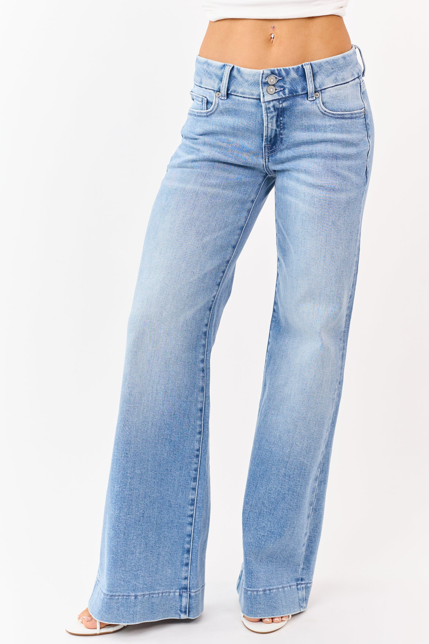 Hidden Premium Medium Comfort Flare Stretch Jeans