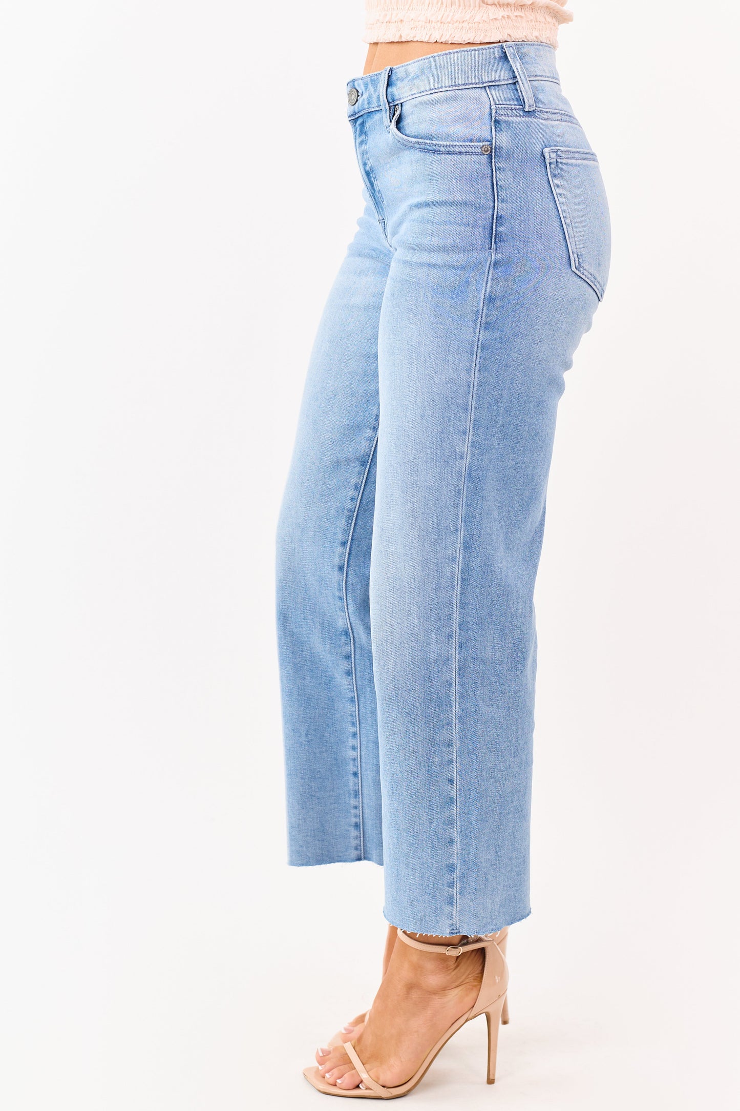 Hidden Premium Medium Wash Stretchy Straight Jeans