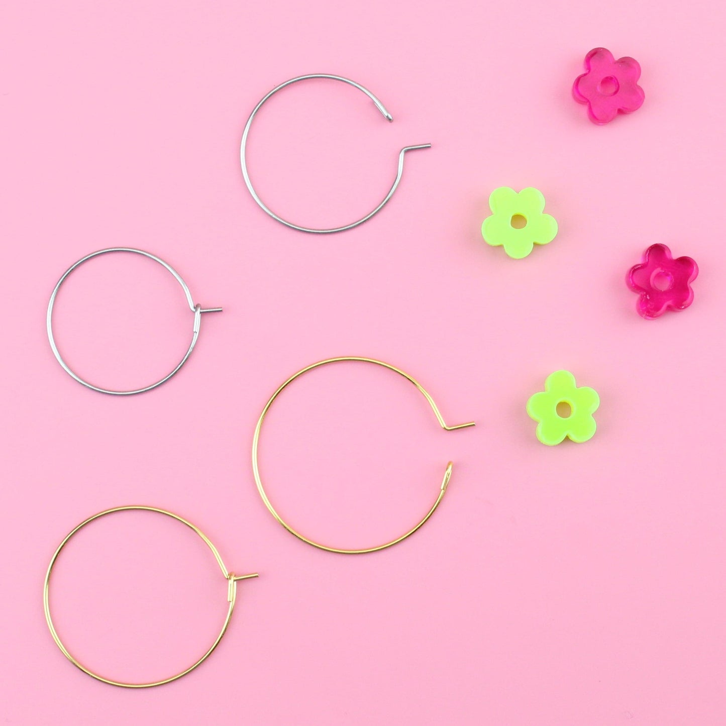 Twister Flower Power Hoop Earring Set