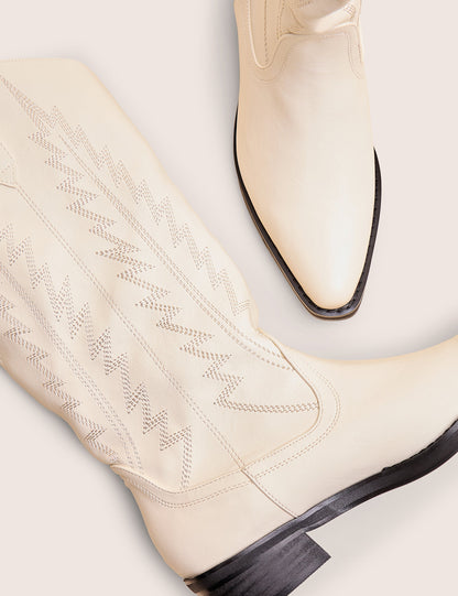 Koboi White Western Flat Cowboy Boots