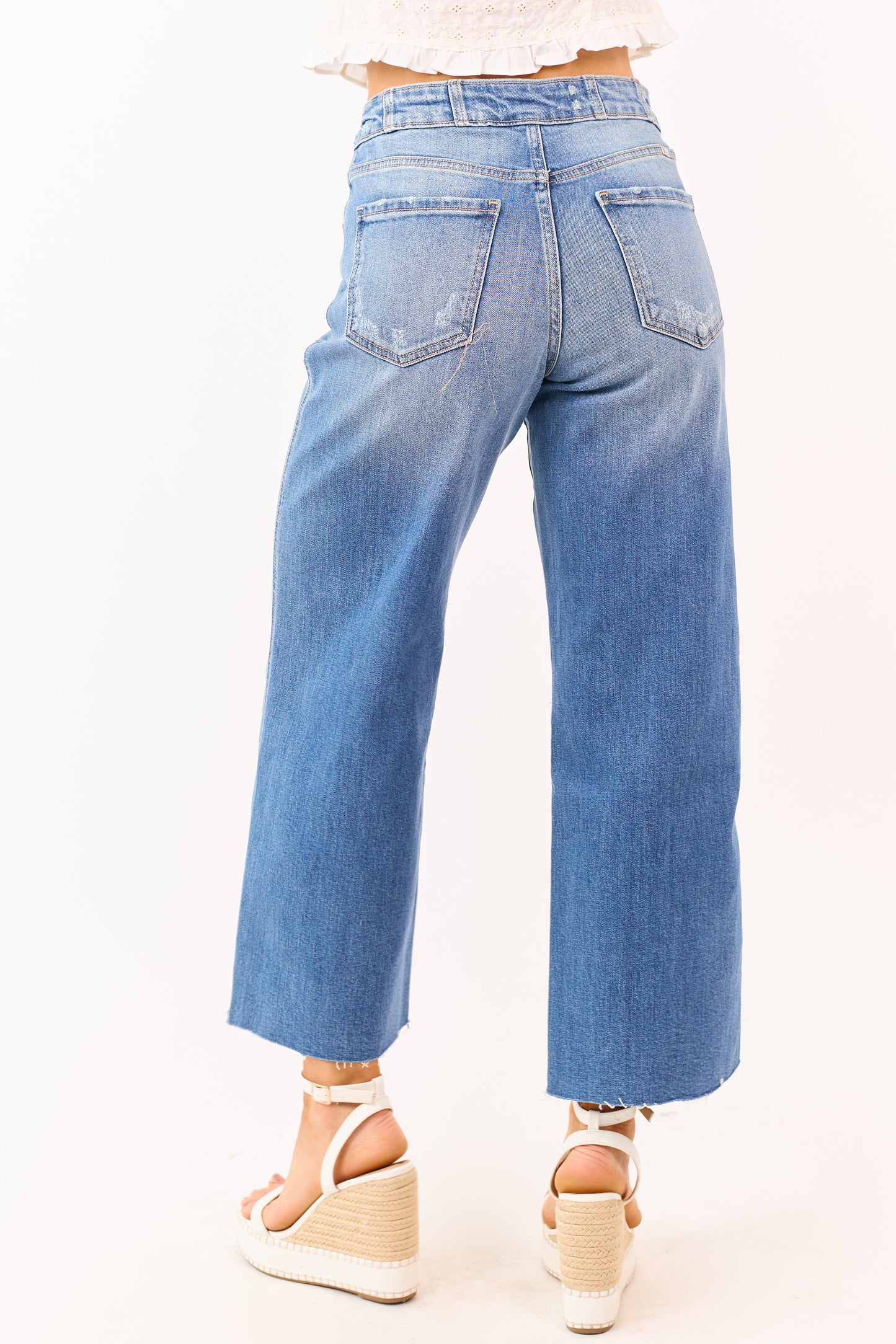 KanCan Medium Wash Cropped Wide Leg Stretchy Jeans