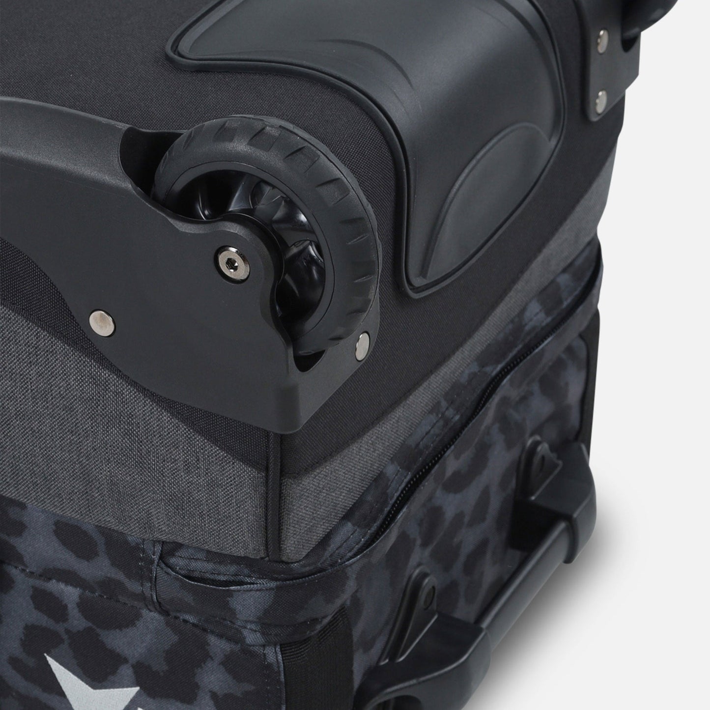 Surfanic Maxim 3.0 70L Roller Bag - Jet Black