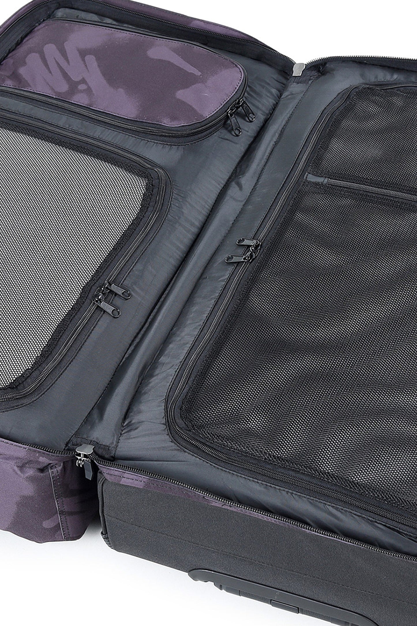 Surfanic Maxim 3.0 70L Roller Bag - Black Vandal