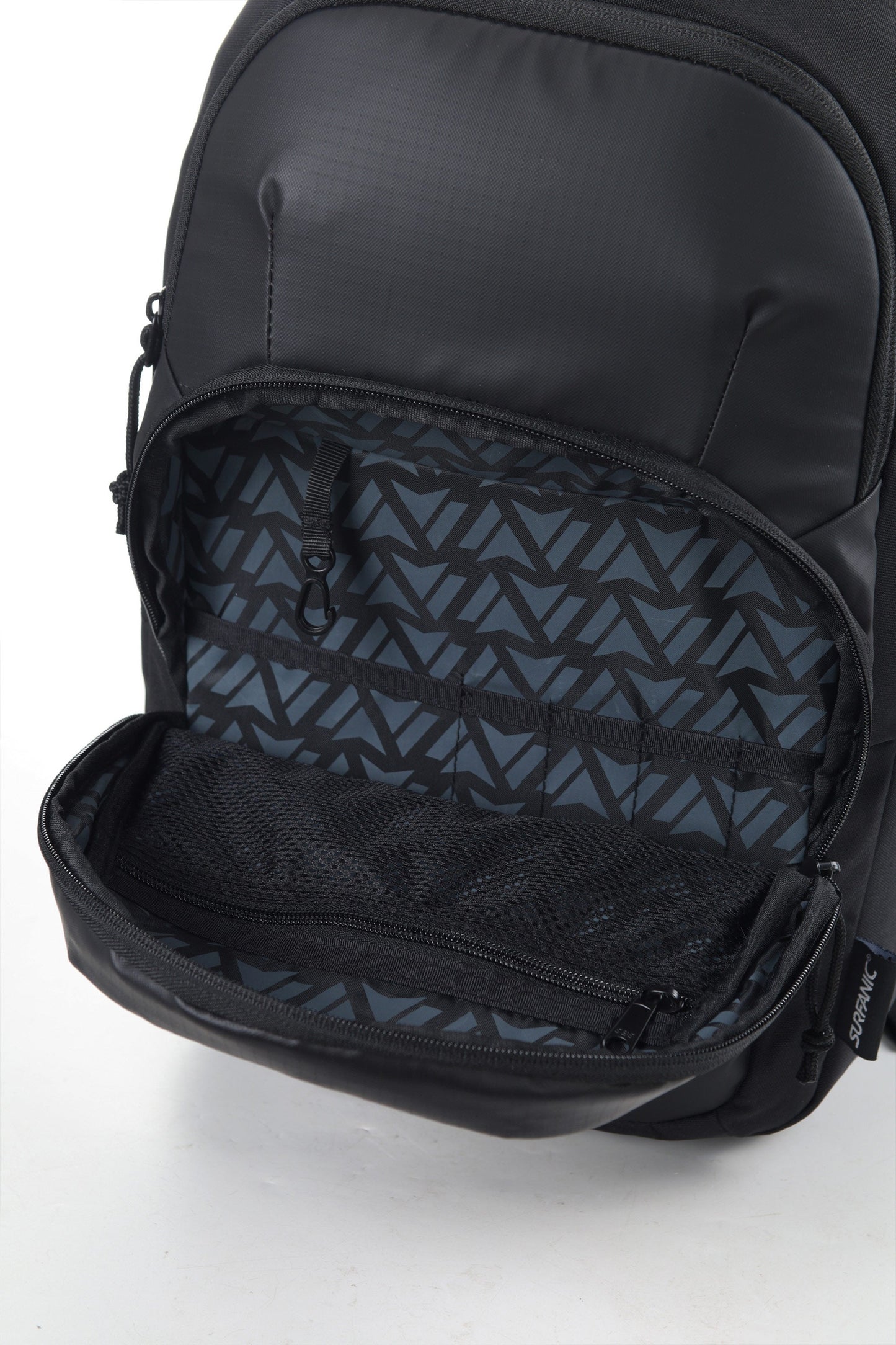 Surfanic Journey 25l Backpack - Black