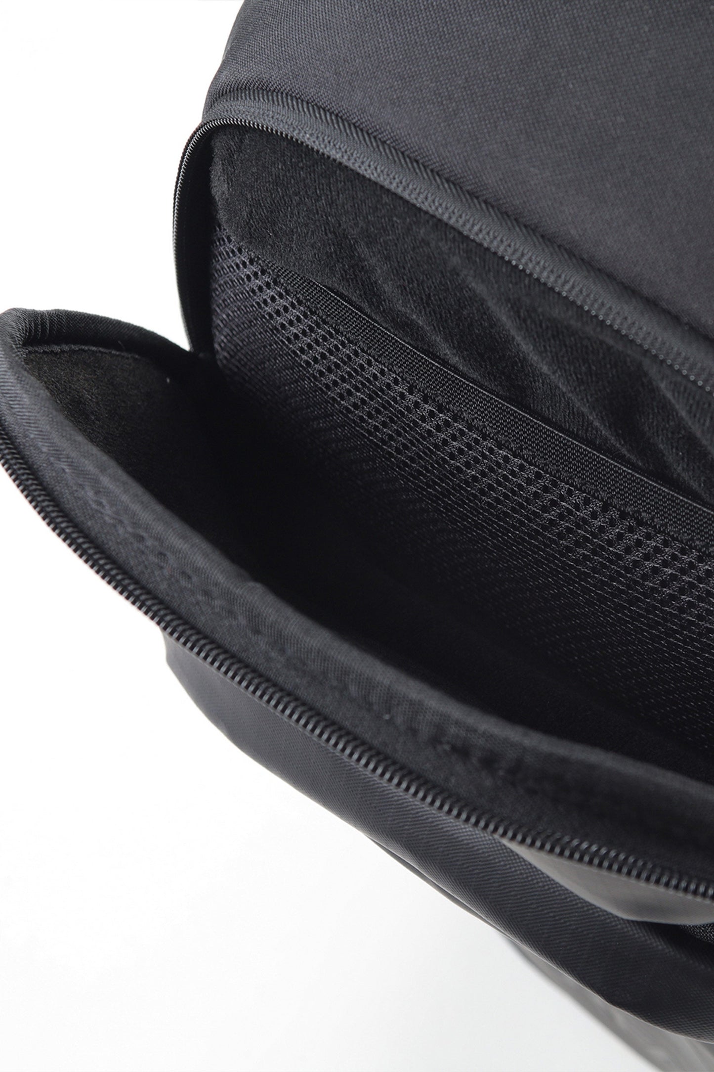 Surfanic Journey 25l Backpack - Black