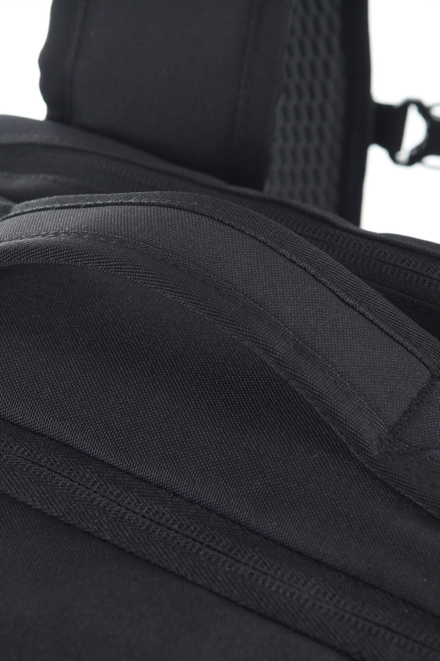 Surfanic Tardis 40l Work Life Balance - Black