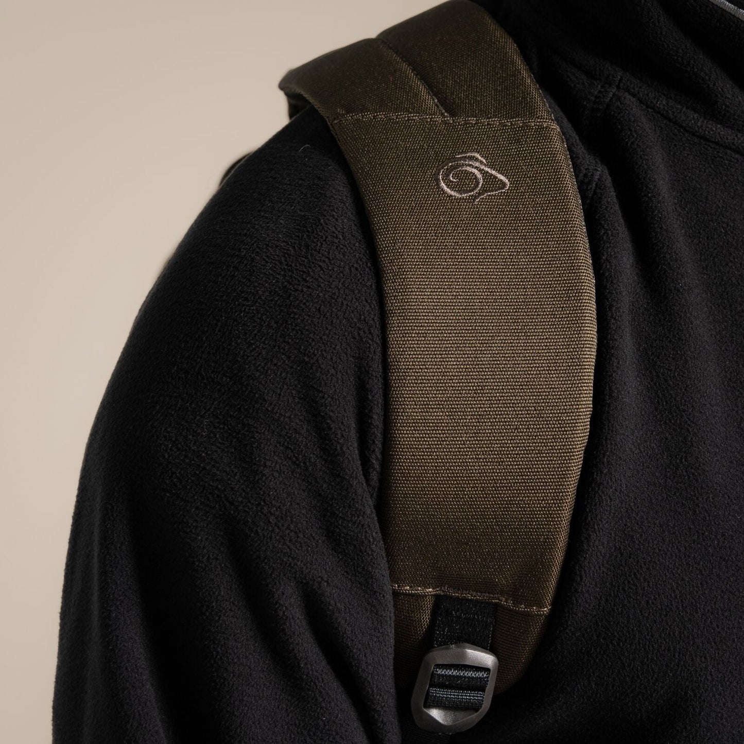 Craghoppers Anti-Theft Backpack 25L Rucksacks - Woodland Green
