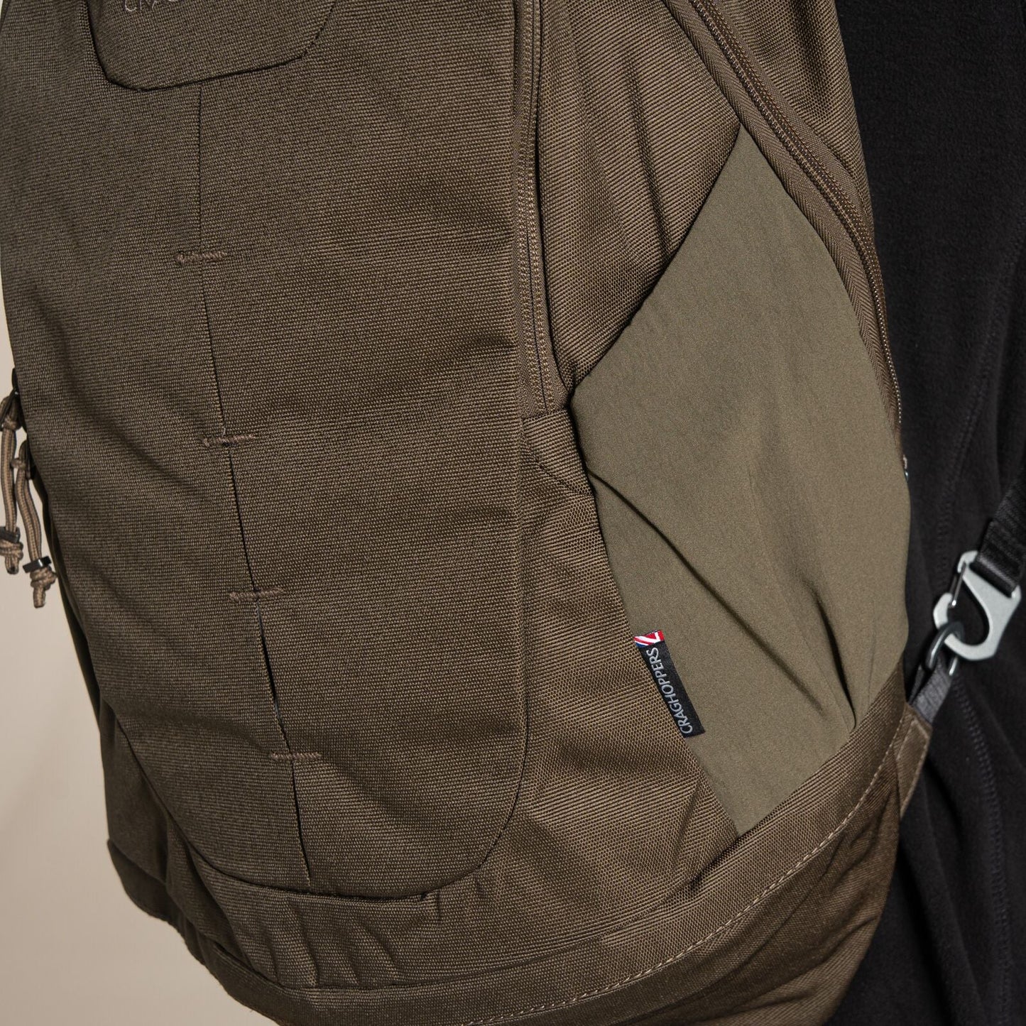Craghoppers Anti-Theft Backpack 25L Rucksacks - Woodland Green