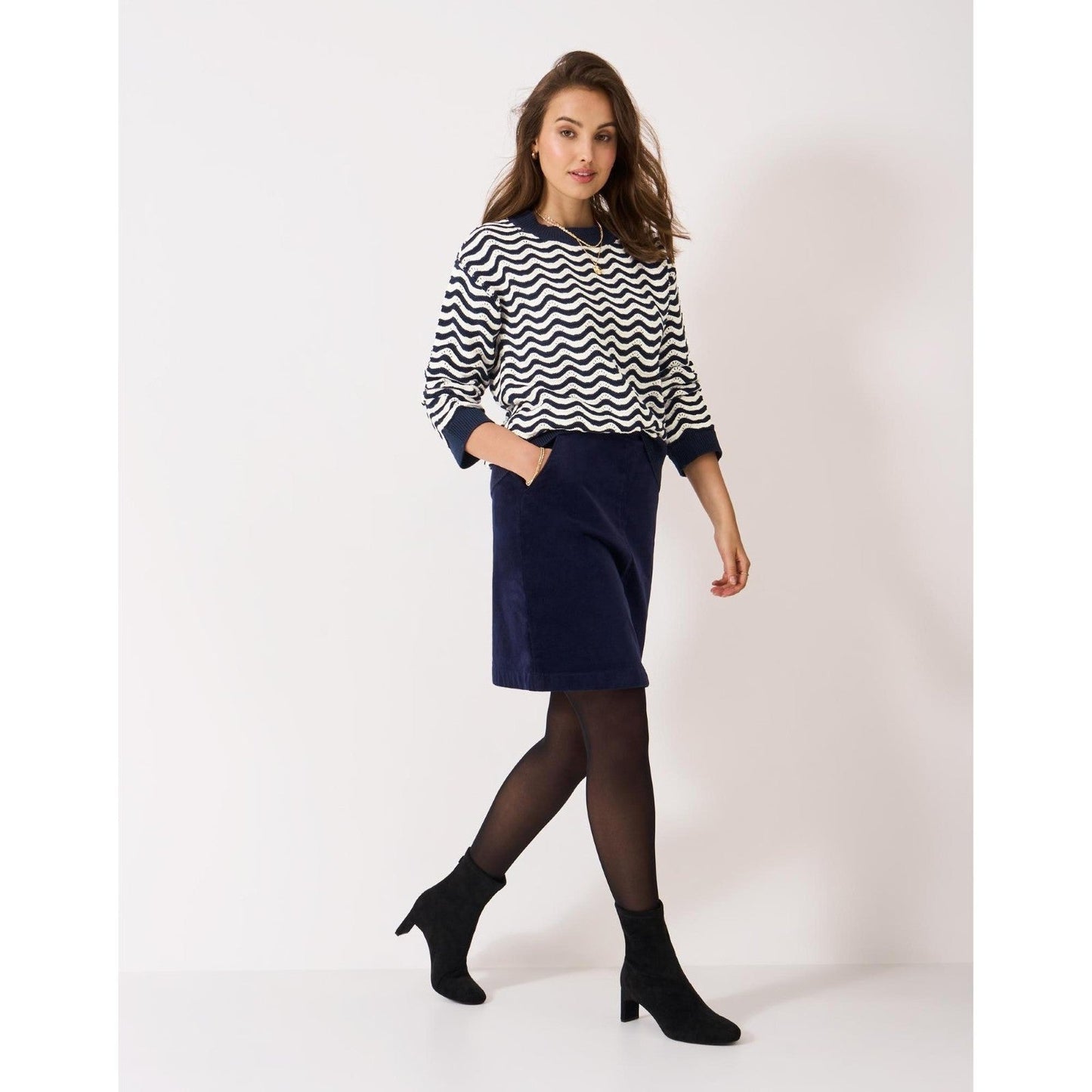 Crew Clothing Womens Bella Scallop Knit Sweatshirt